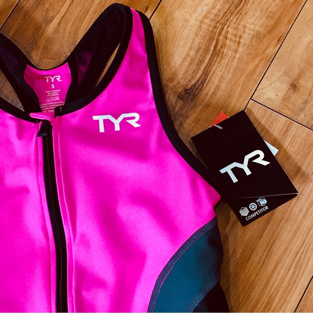 TYR neon pink fitness tank top workout yoga shirt new tags
